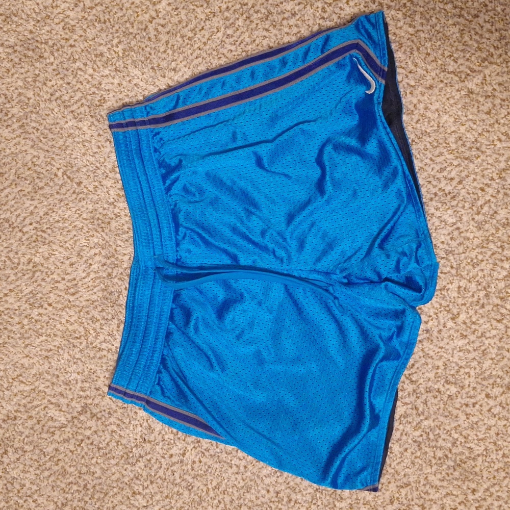 Nike Basketball/athletic gym shorts